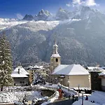 In Centre-ville Und Bergblick By Interhome *